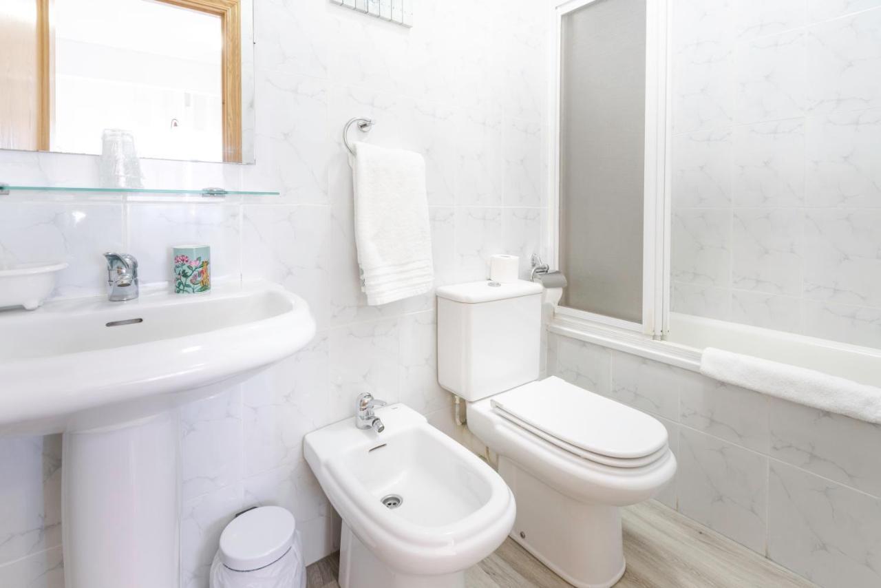 Hostal "Los Chanos El Ruso" Galende Bagian luar foto
