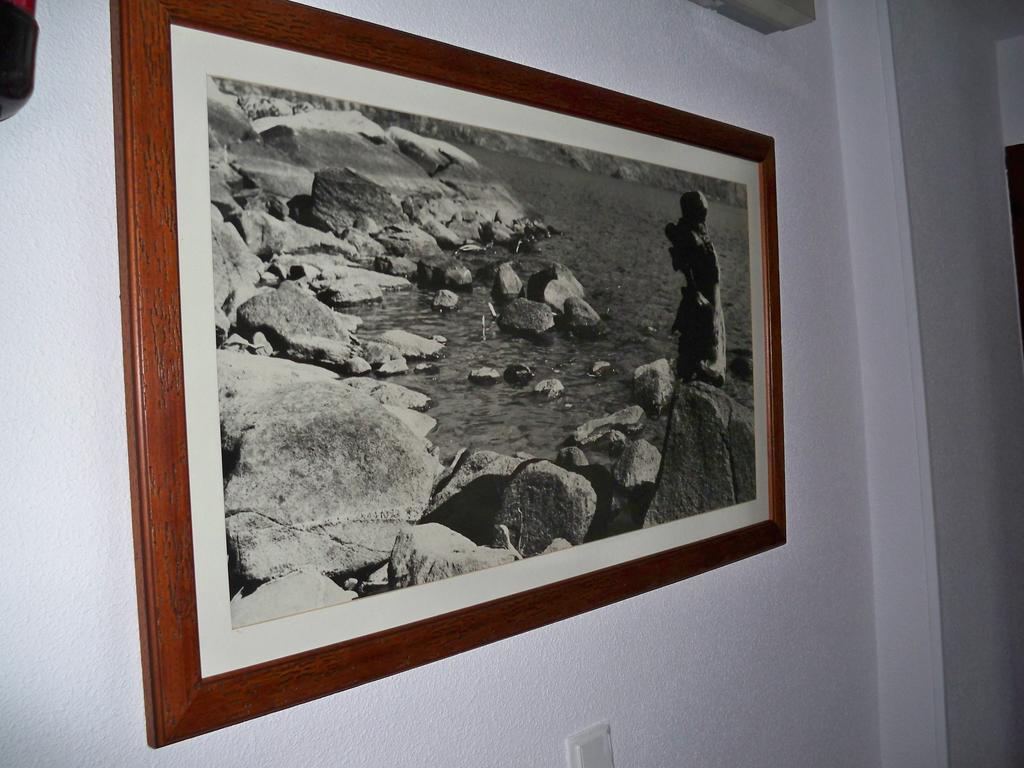 Hostal "Los Chanos El Ruso" Galende Bagian luar foto